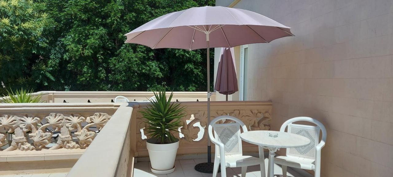 Hotel Noucentista Sitges Exterior photo