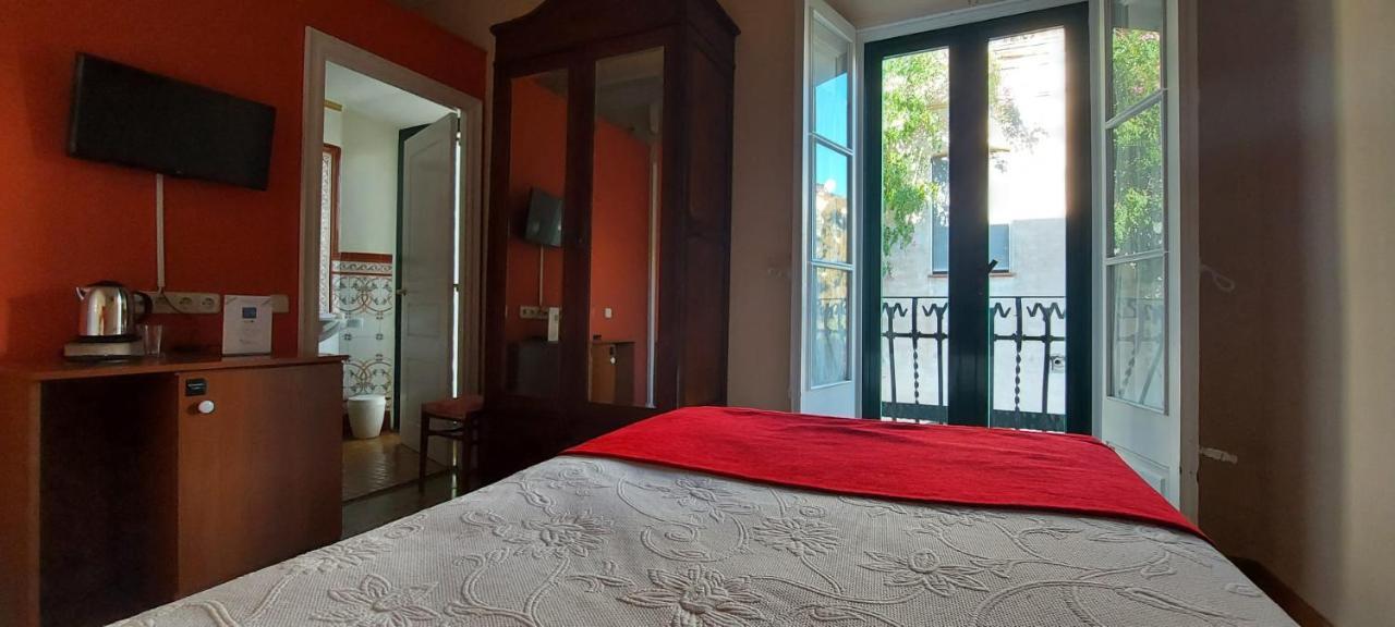 Hotel Noucentista Sitges Exterior photo
