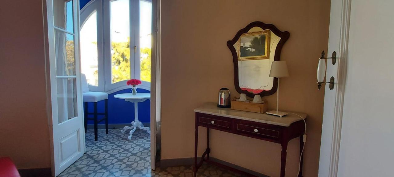 Hotel Noucentista Sitges Exterior photo