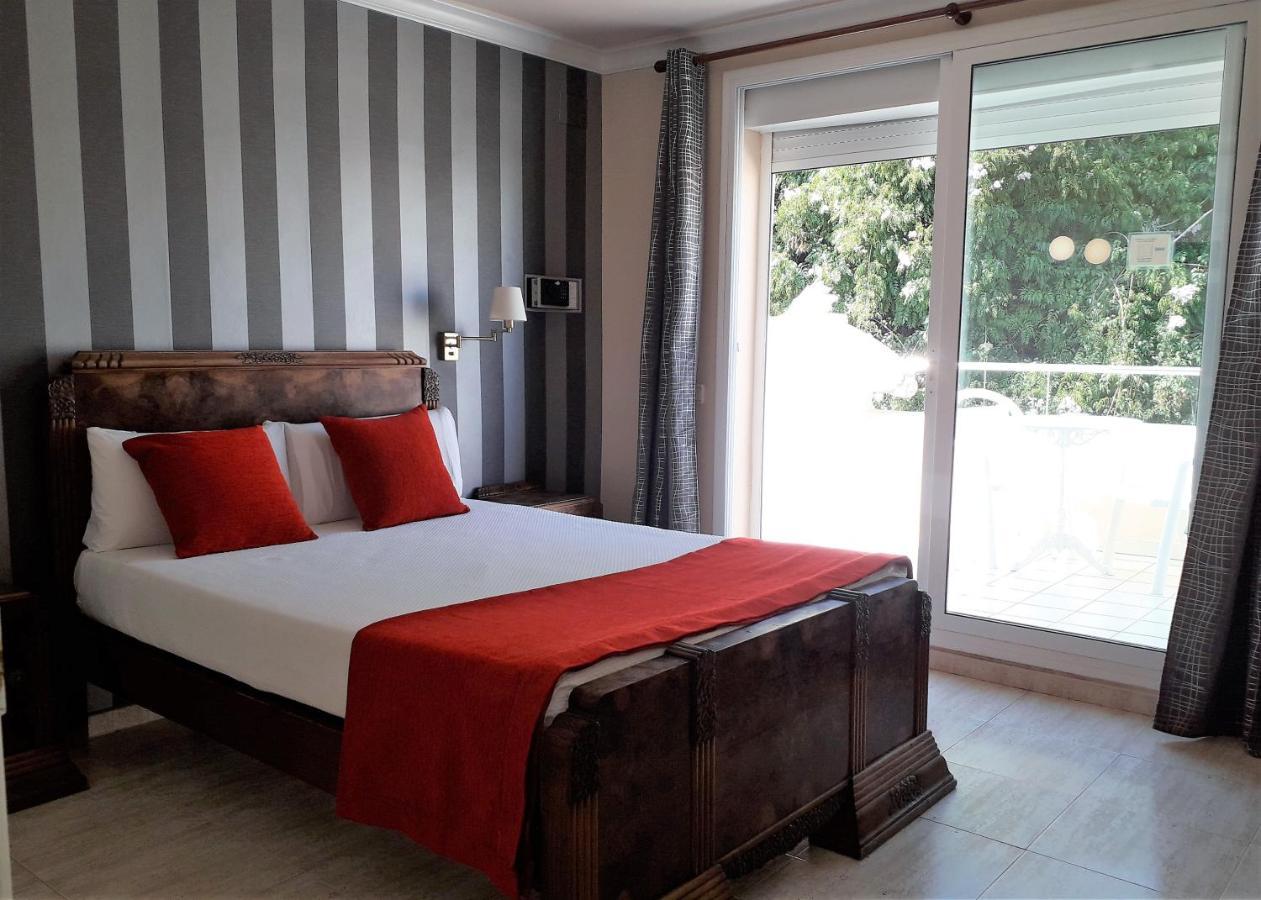 Hotel Noucentista Sitges Exterior photo