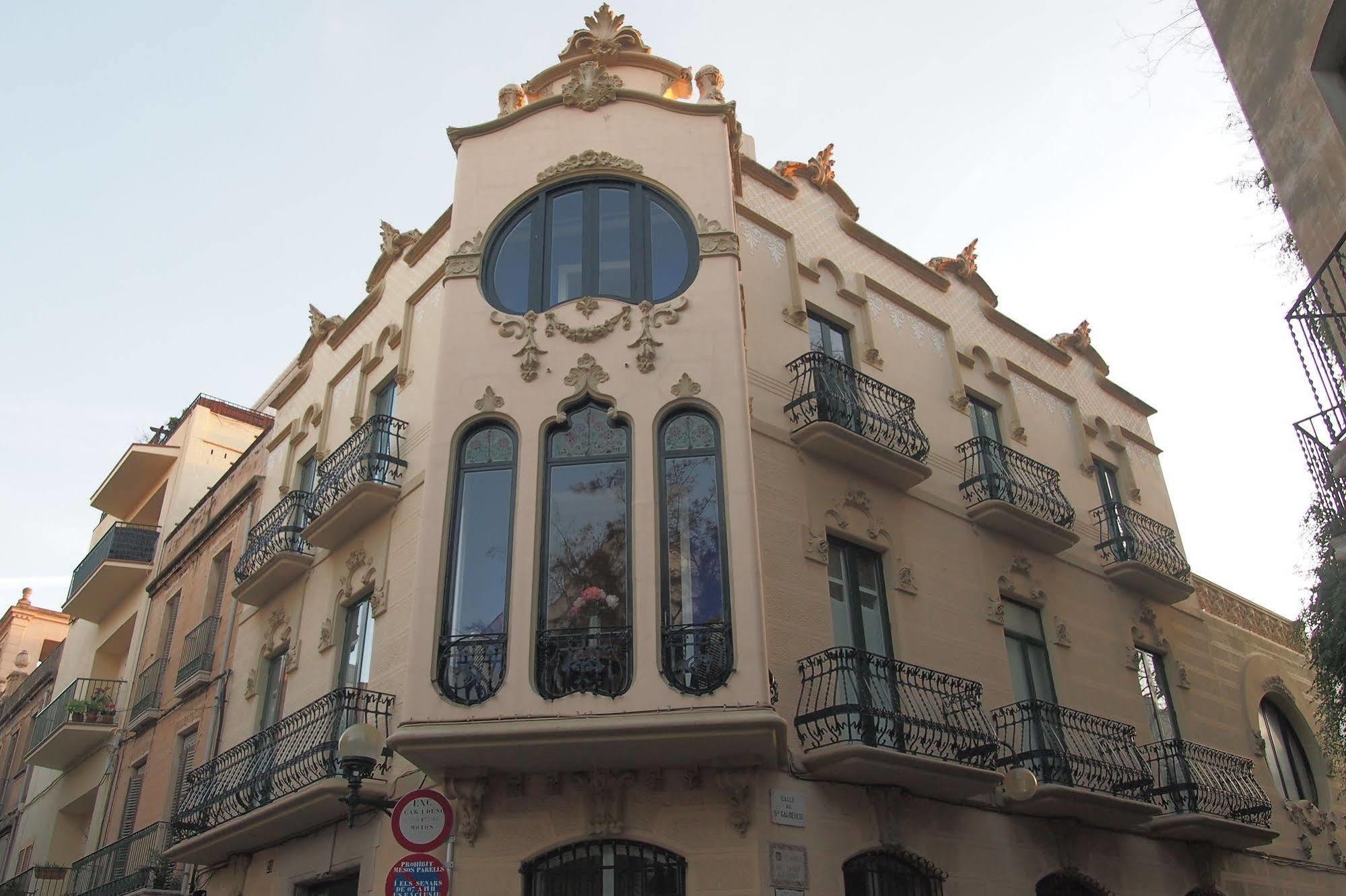 Hotel Noucentista Sitges Exterior photo